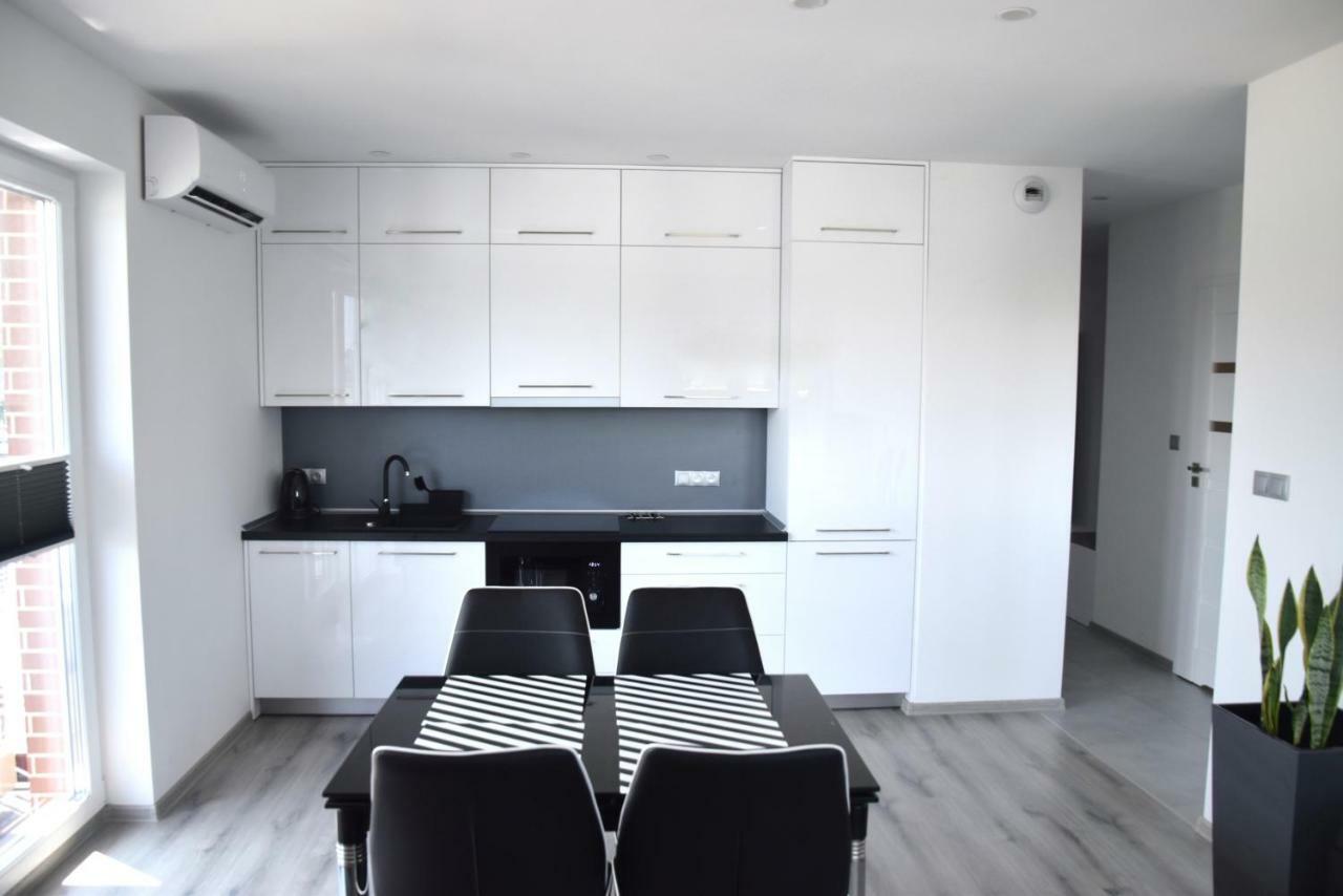 Apartament 102 G&W Daire Wrocław Dış mekan fotoğraf